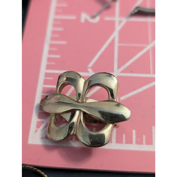 Vintage Signed Bergere Gold Tone Clip On Earrings - Picture 3 of 5